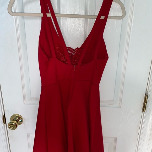 Lulu’s Red Homecoming Dress V-Neck Lace - Picture 2 of 2